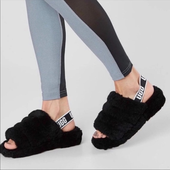 ugg fluff yeah slide big kid size 6